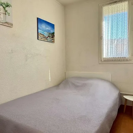 Apartment Cosy 2 Pieces Avec Cabine, Proche A Argeles, Terrasse, Parking, Animaux Admis - Fr-1-225-723 *